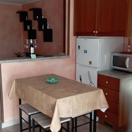 Casa Alice شقة تشيرييه